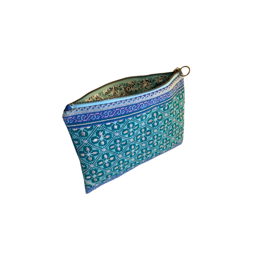 Tallis / Zippered Bag Finishing