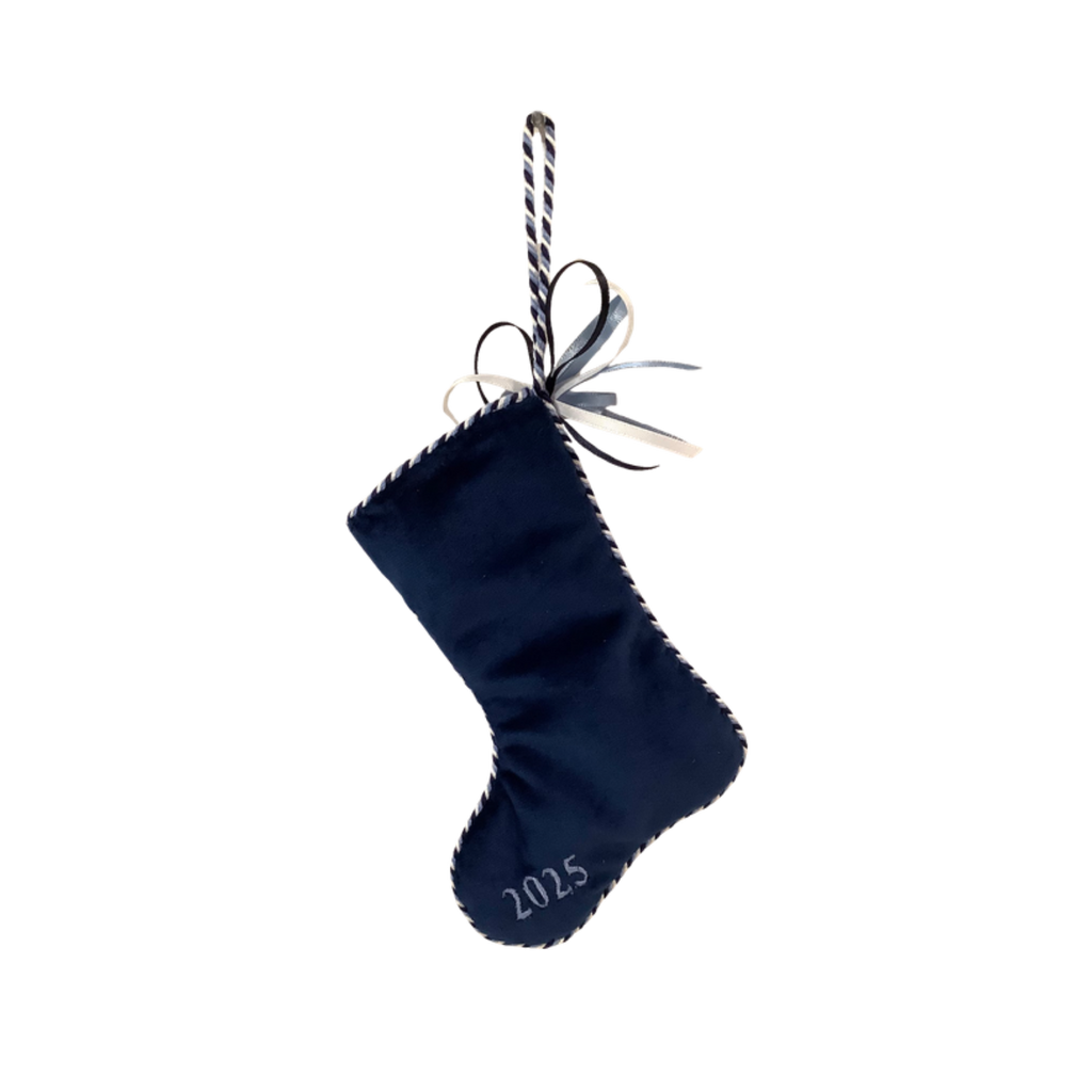 Mini Fillable Stocking Ornament Finishing