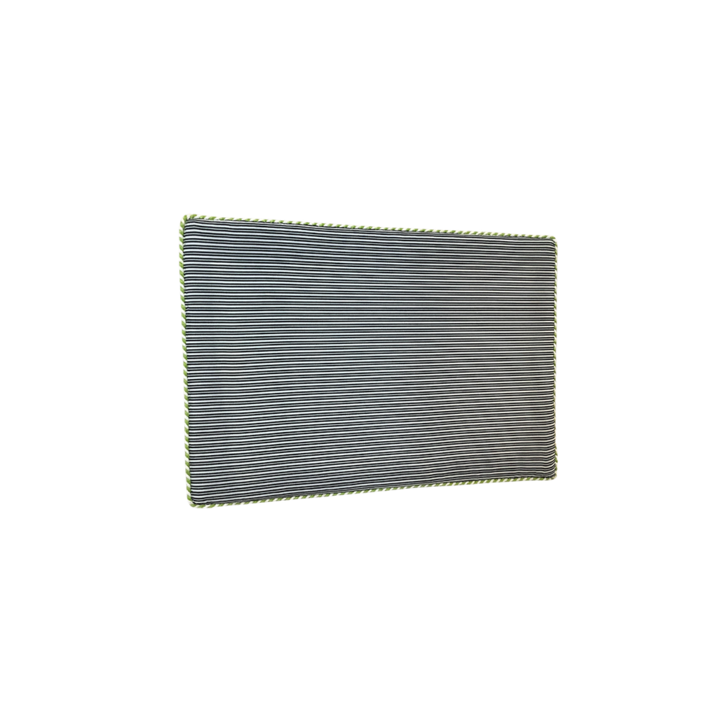 Needlepoint Insert Finishing