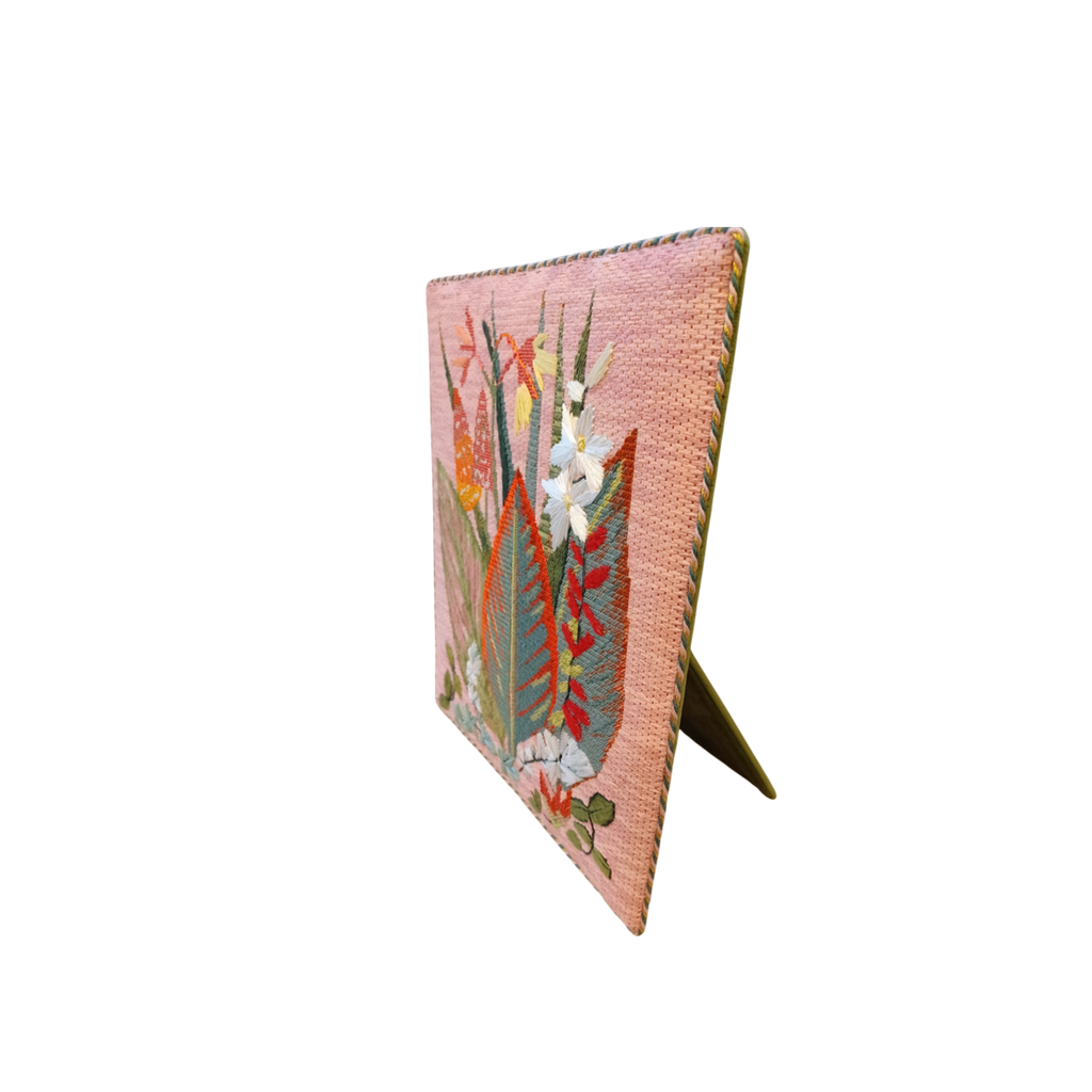 Rectangular and Irregular Shaped Easel Back Finishing
