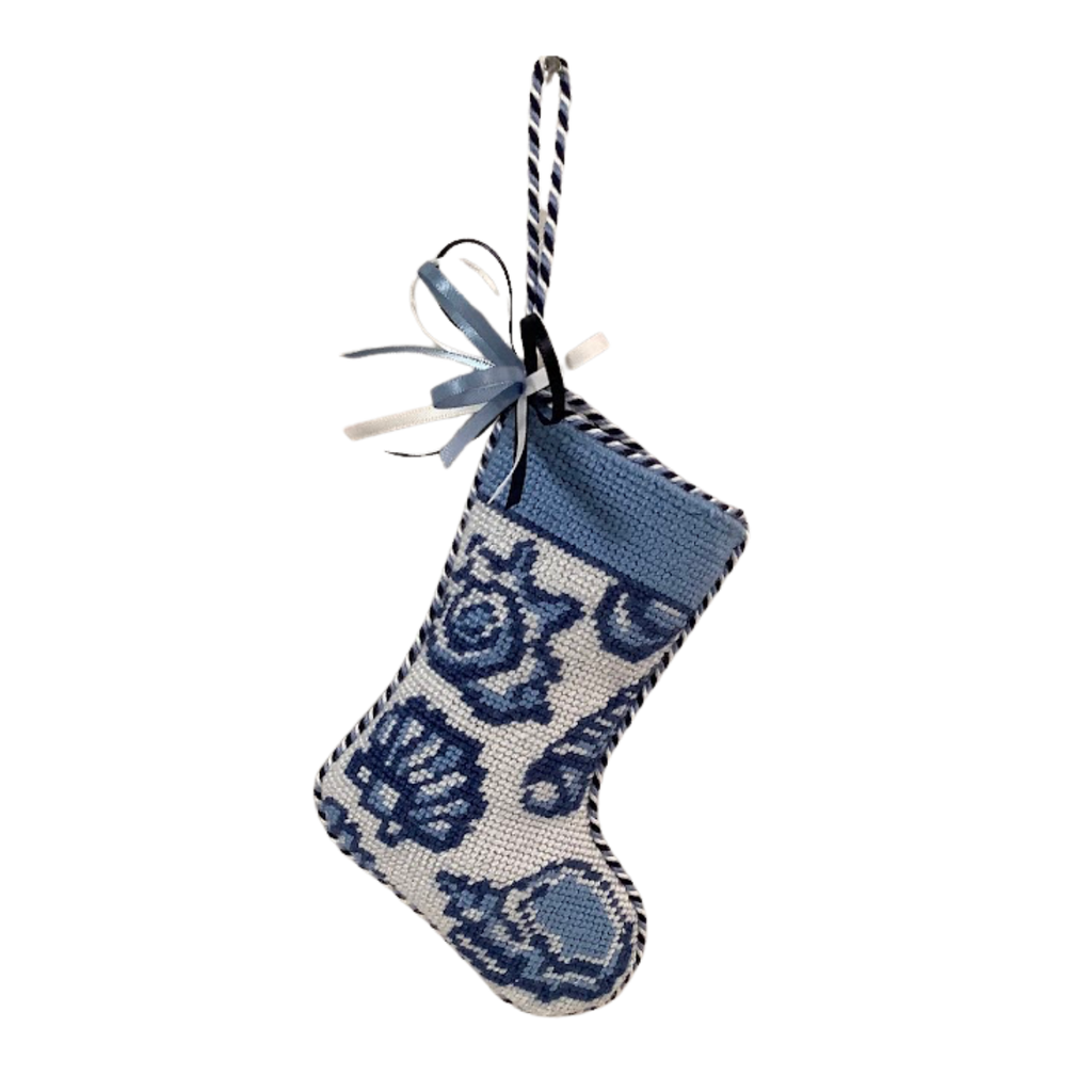 Mini Fillable Stocking Ornament Finishing