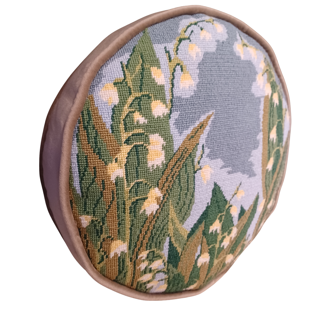 Round Gusset Edge Pillow Finishing